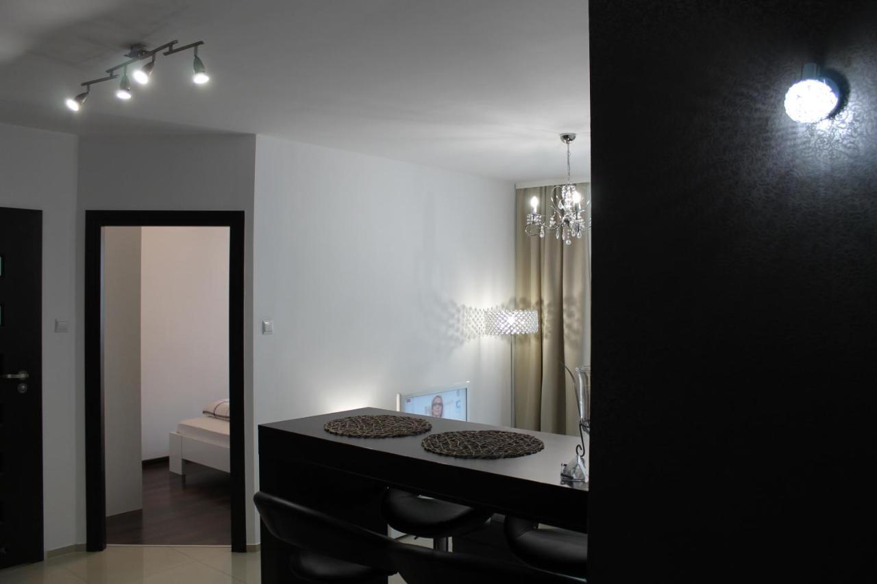 Apartament Antoniukowska 60 Bialystok Bagian luar foto